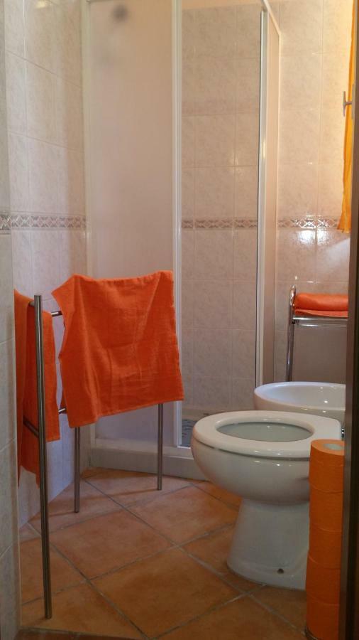 Casa Jennifer Apartment Parma Bagian luar foto